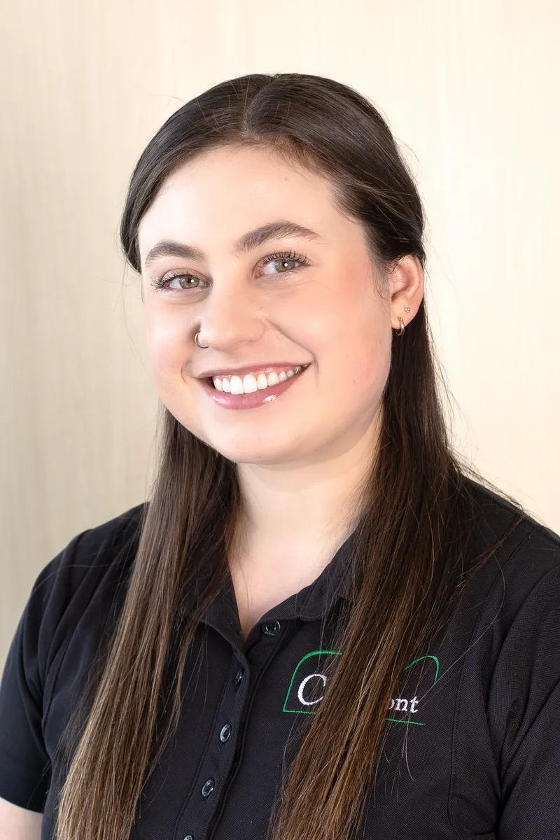 Nicole, Registered Dental Hygienist